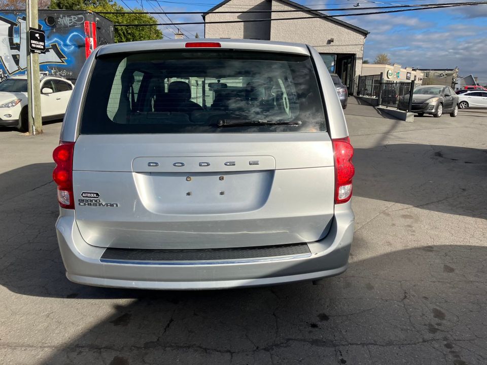 Dodge Grand Caravan 2012 - Image 6