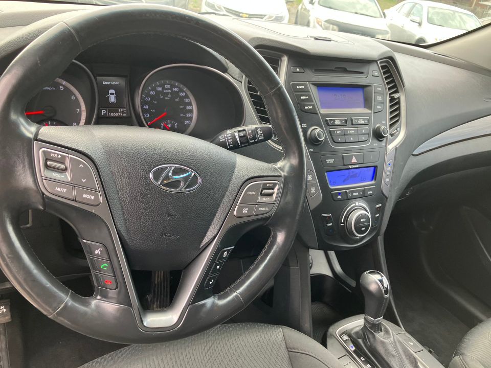 Hyundai Santa Fe Sport 2016 - Image 12