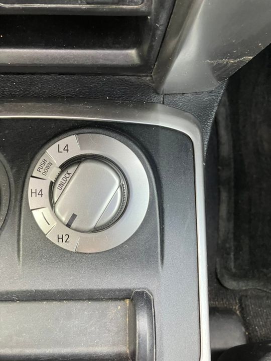 Toyota 4Runner 2016 - Image 19