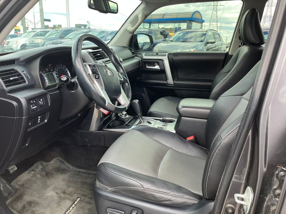 Toyota 4Runner 2016 - Image 12