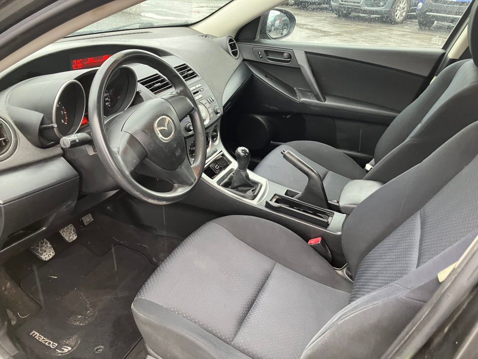 Mazda Mazda3 2010 - Image 9