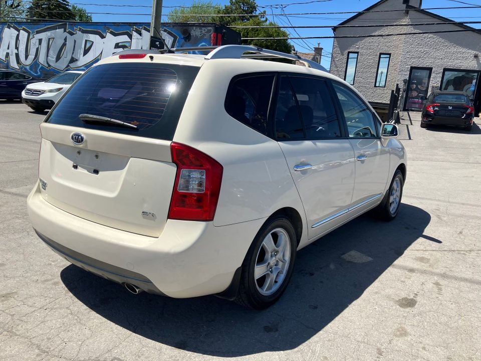 Kia Rondo 2012 - Image 5