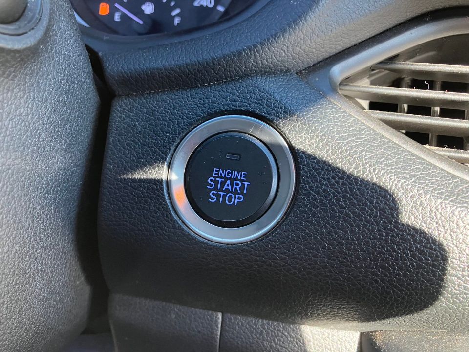 Hyundai Elantra GT 2018 - Image 16