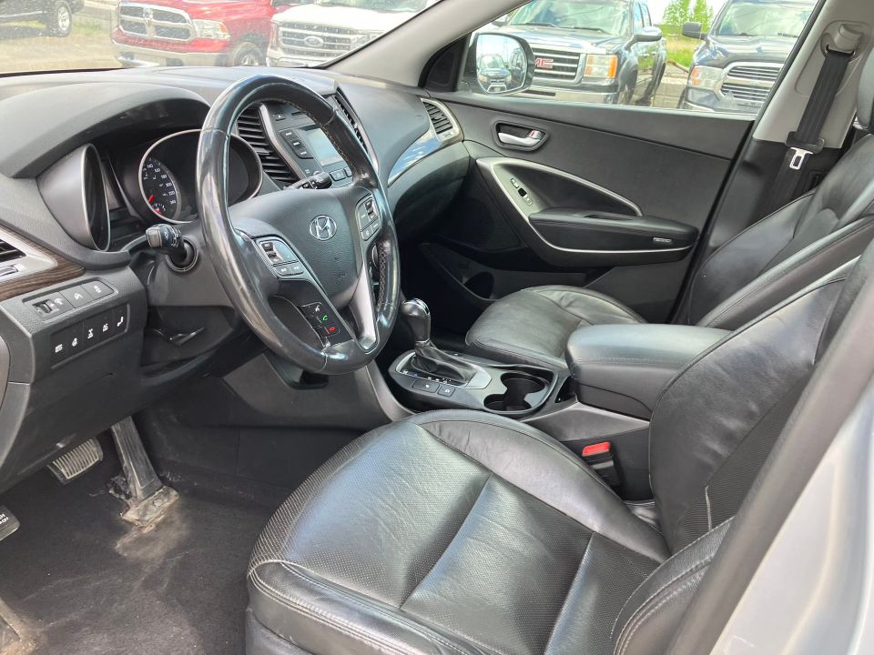 Hyundai Santa Fe XL 2016 - Image 11