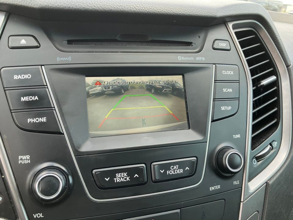 Hyundai Santa Fe XL 2016 - Image 16