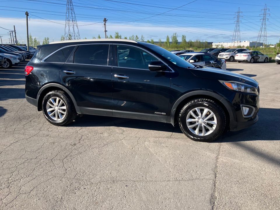 Kia Sorento 2017 - Image 4