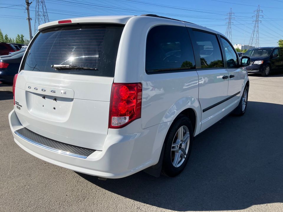 Dodge Grand Caravan 2015 - Image 5