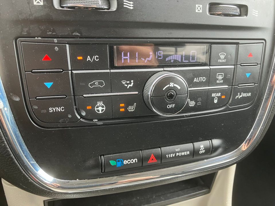 Dodge Grand Caravan 2016 - Image 15