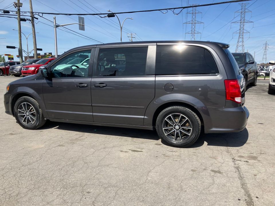 Dodge Grand Caravan 2017 - Image 8