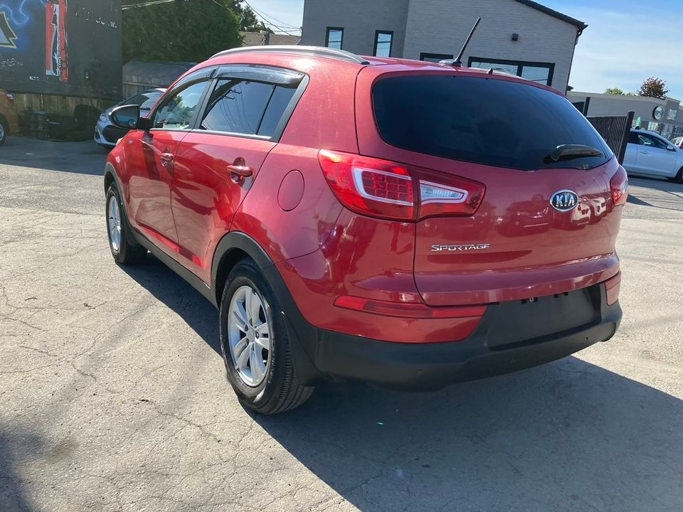 Kia Sportage 2012 - Image 7