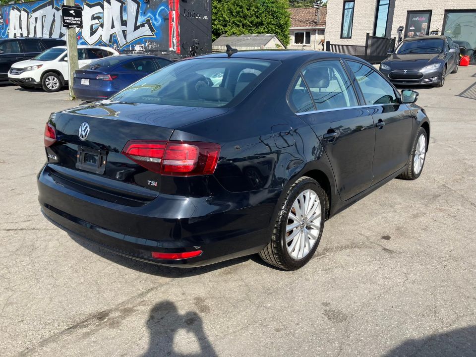 Volkswagen Jetta 2017 - Image 5
