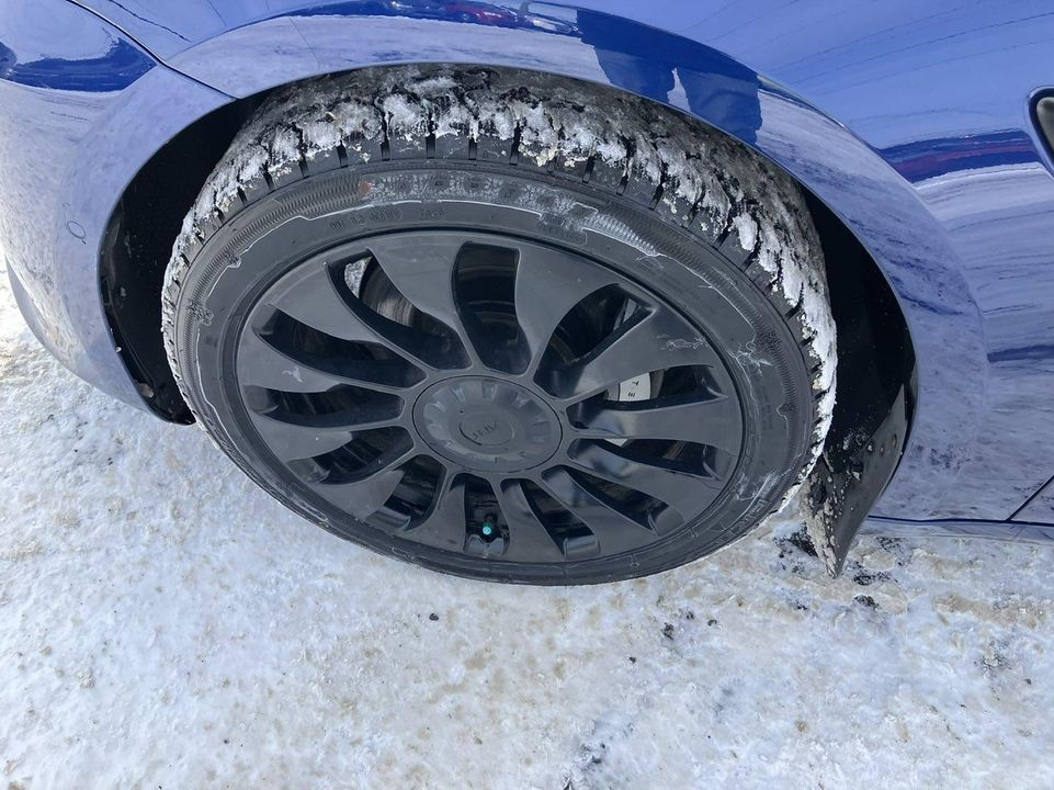 Tesla Model 3 2021 - Image 9