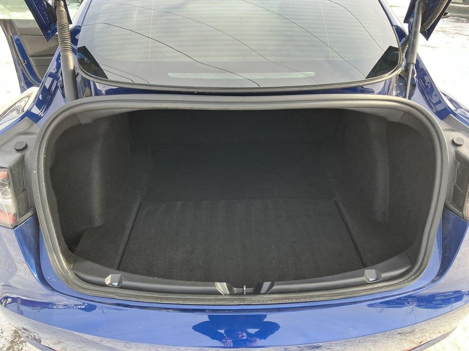 Tesla Model 3 2021 - Image 13