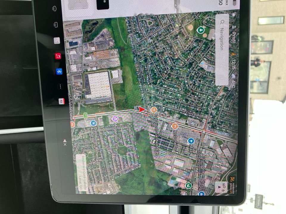 Tesla Model 3 2019 - Image 16