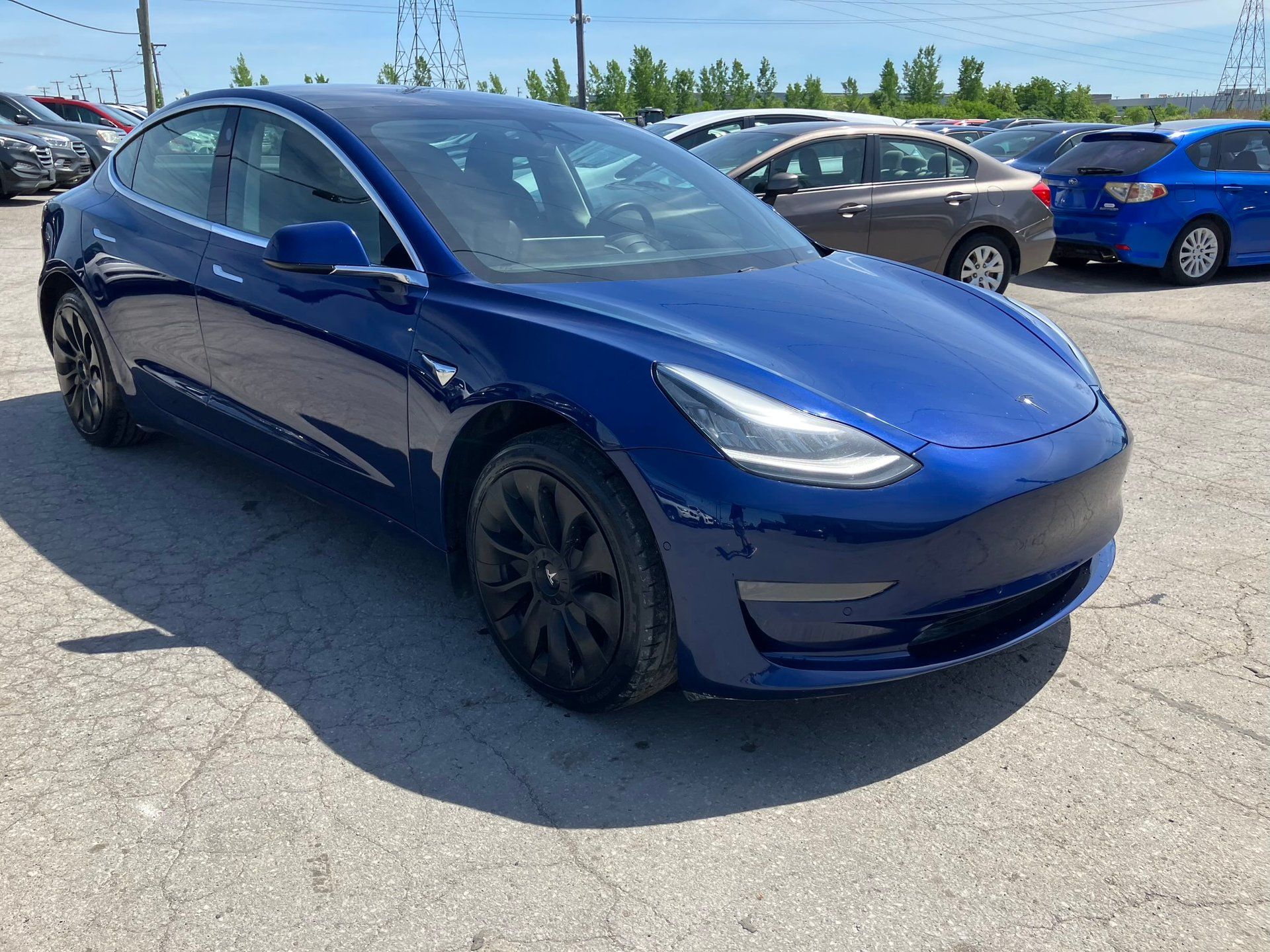 Tesla Model 3 2020 - Thumbnail 3