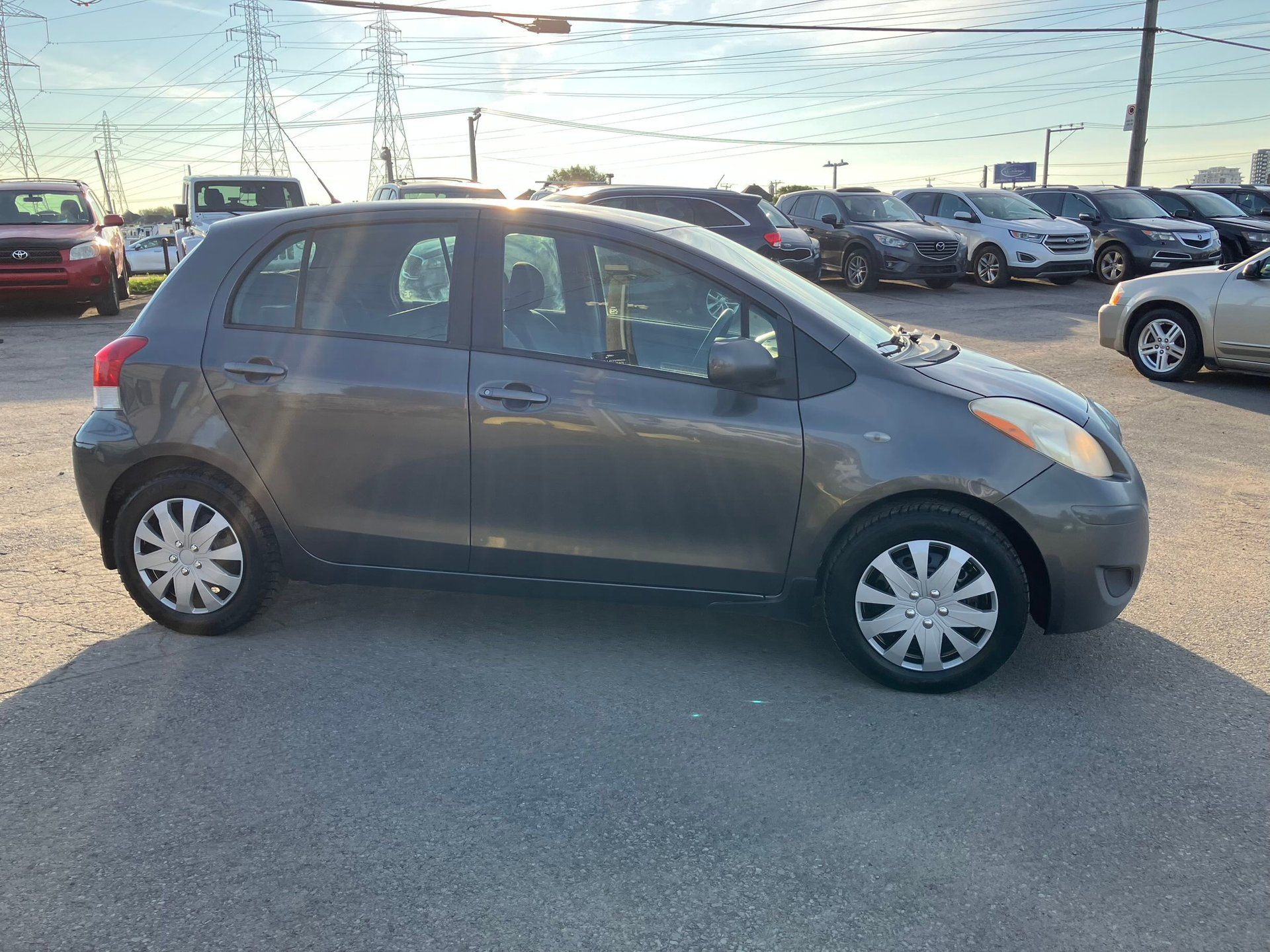 Toyota Yaris 2010 - Thumbnail 4