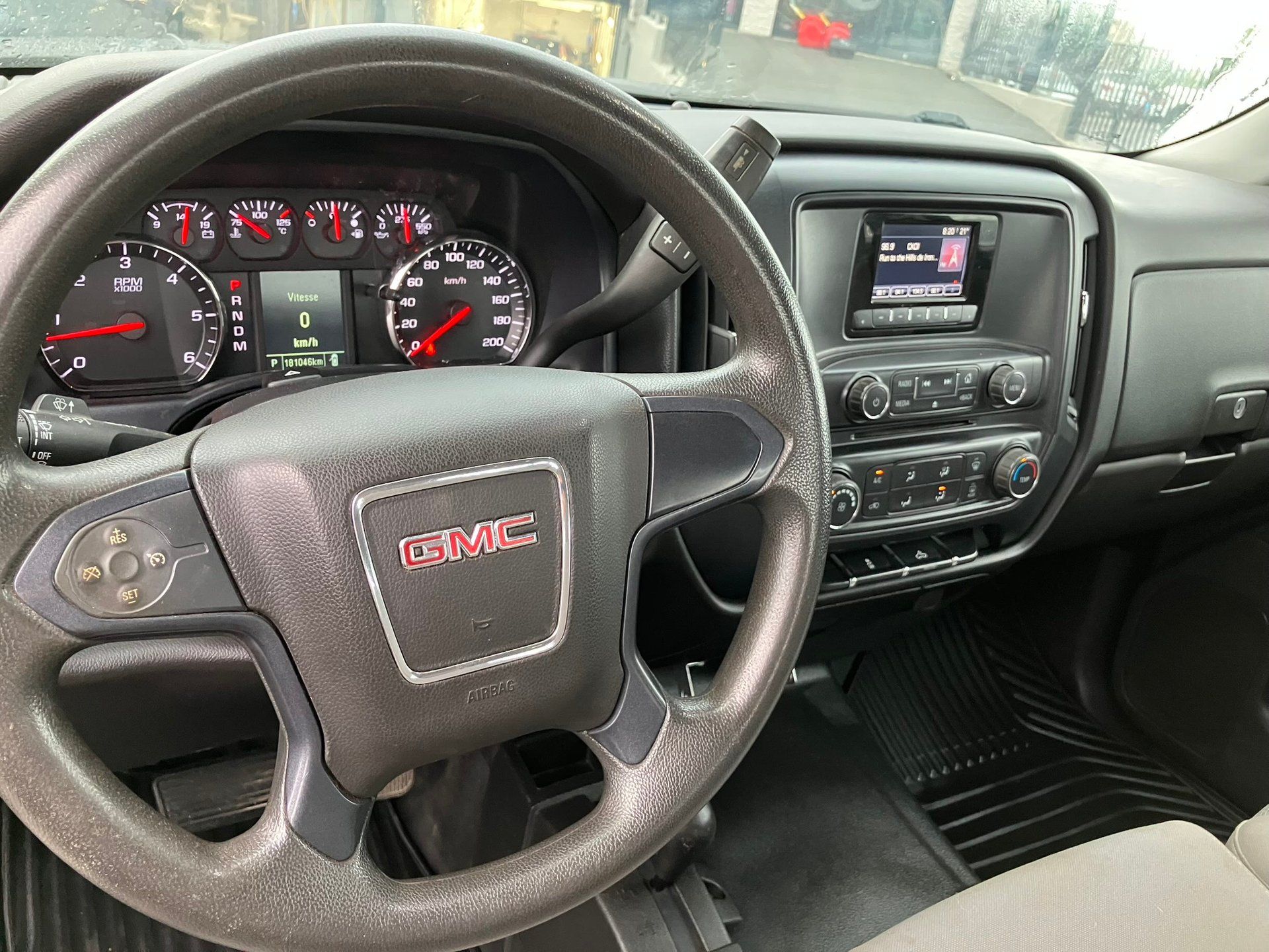 GMC Sierra 1500 2015 - Thumbnail 12