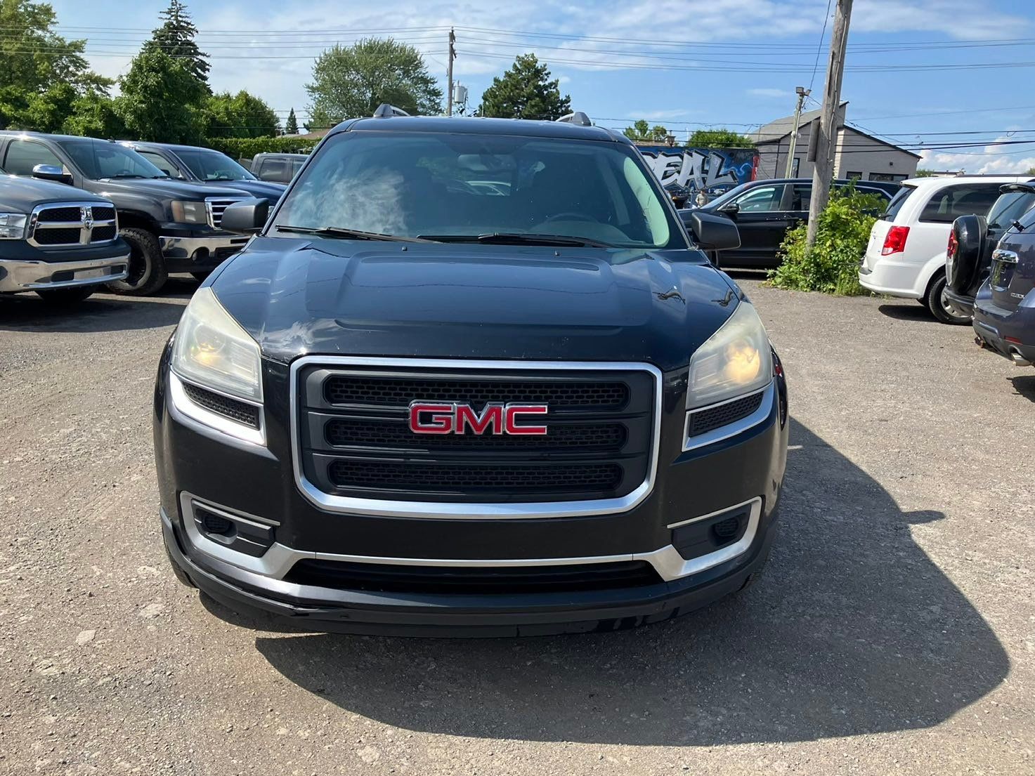 GMC Acadia 2016 - Thumbnail 2